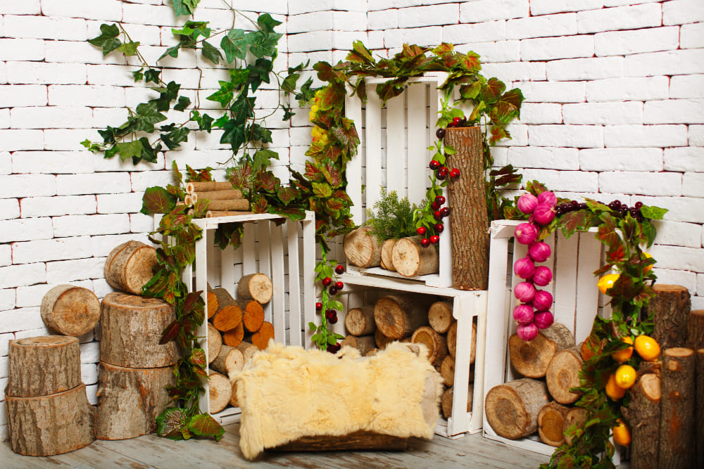 photocall casero con troncos y cajas Anima'ns Animación infantil para eventos, bodas, comuniones...